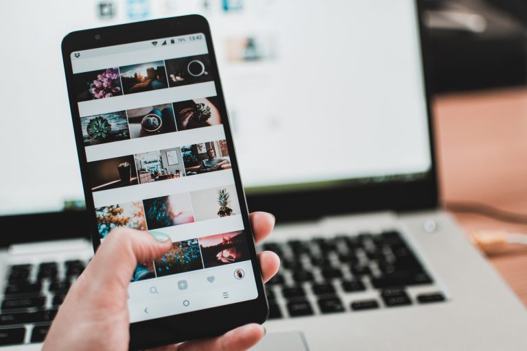 Cách ẩn lượt thích, lượt xem của bài viết trên Instagram